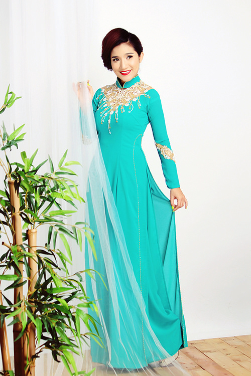 http://aodaimissvan.com/ao-dai-mv348.html